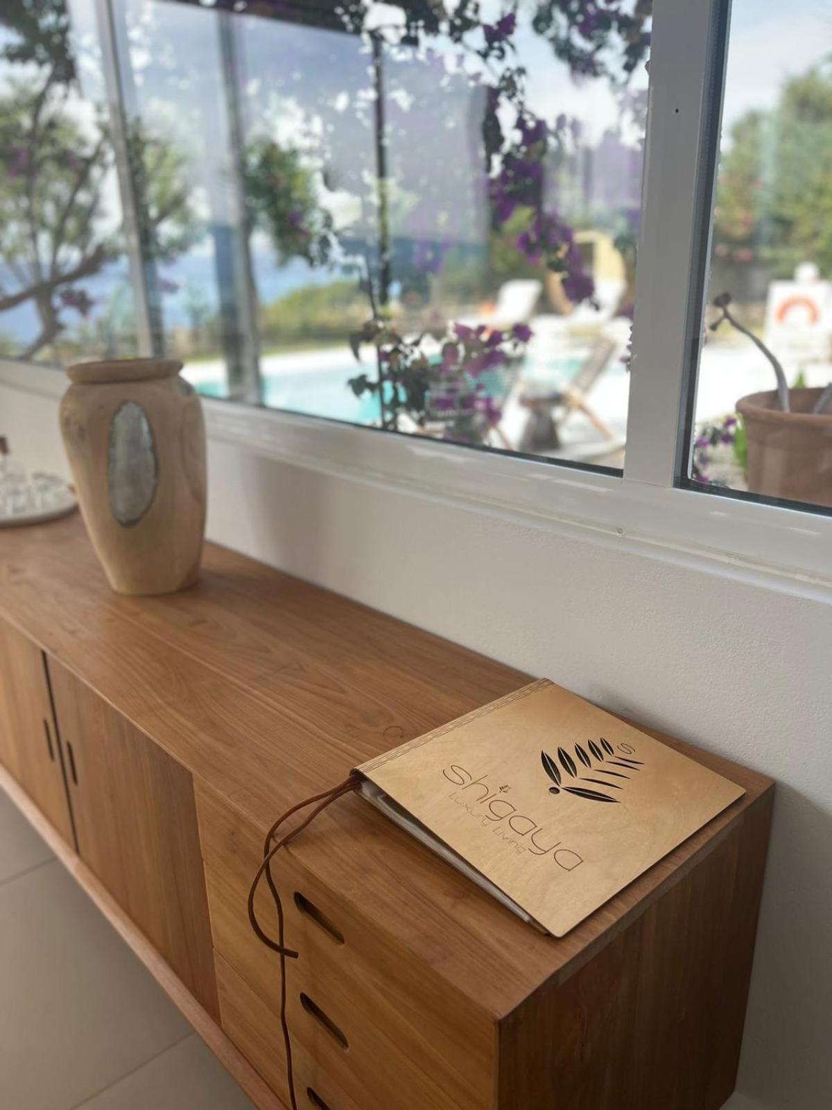 Shigaya Boutique Villa Plaka  Bagian luar foto